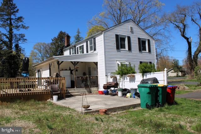 30 LANDRETH LN, Bristol, PA 19007