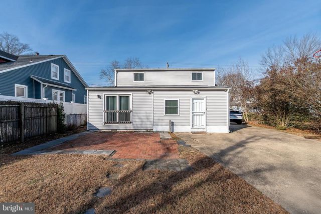 421 E MAPLE AVE, Lindenwold, NJ 08021