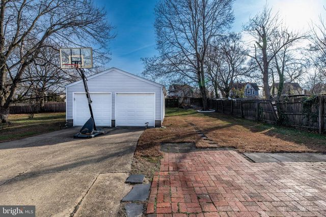 421 E MAPLE AVE, Lindenwold, NJ 08021