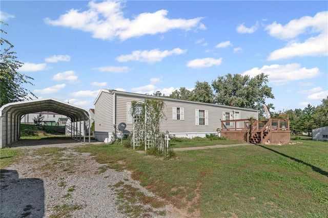 302 Sycamore Street, Carrollton, MO 64633