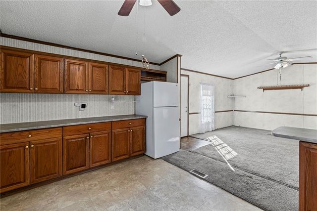 302 Sycamore Street, Carrollton, MO 64633