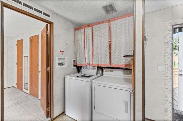 302 Sycamore Street, Carrollton, MO 64633