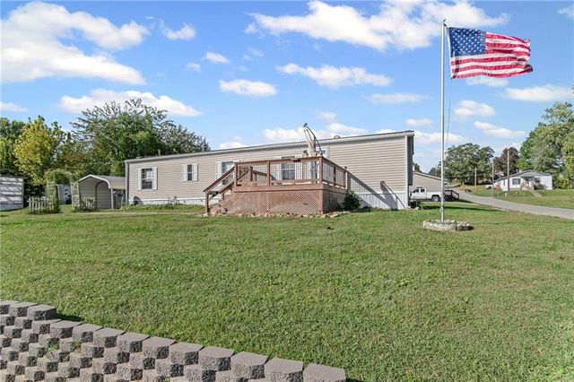 302 Sycamore Street, Carrollton, MO 64633