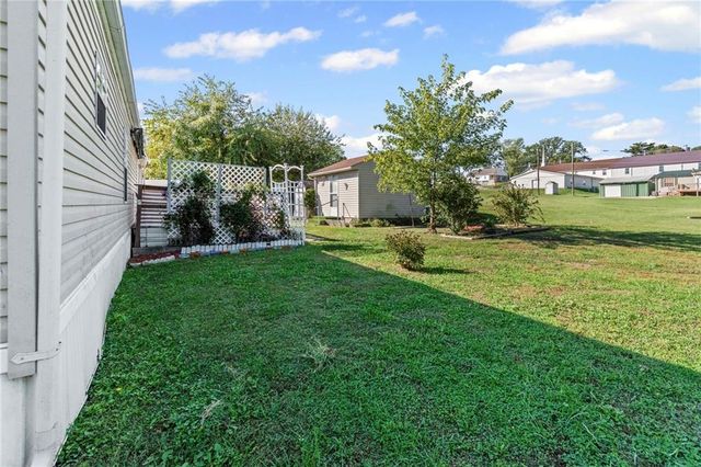 302 Sycamore Street, Carrollton, MO 64633