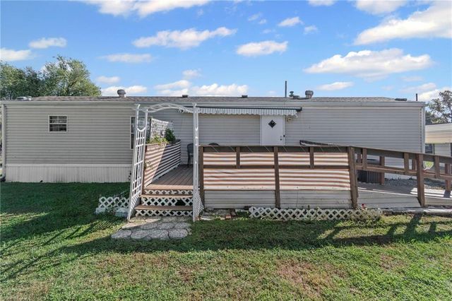 302 Sycamore Street, Carrollton, MO 64633