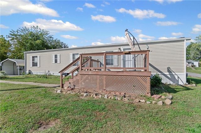 302 Sycamore Street, Carrollton, MO 64633