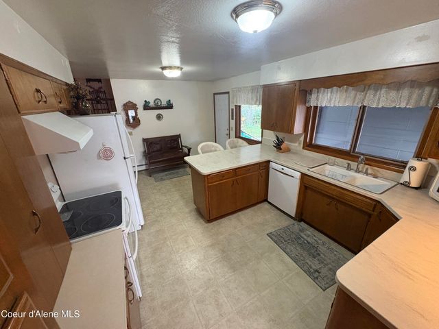 830 N 17th St, Coeur D'alene, ID 83814