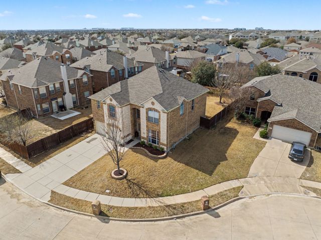 10413 Tadpole Drive, Fort Worth, TX 76244