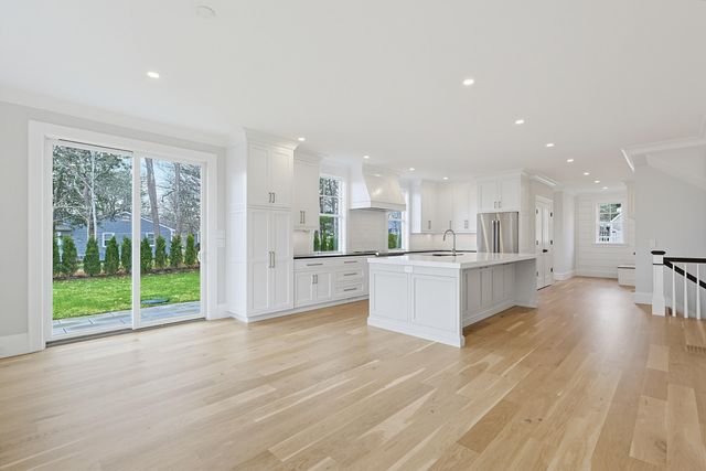 15 Ingleside Drive, East Falmouth, MA 02536