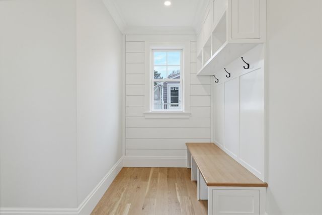 15 Ingleside Drive, East Falmouth, MA 02536
