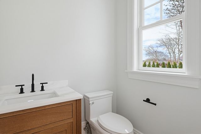 15 Ingleside Drive, East Falmouth, MA 02536
