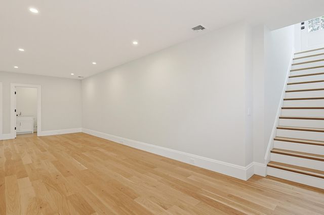 15 Ingleside Drive, East Falmouth, MA 02536