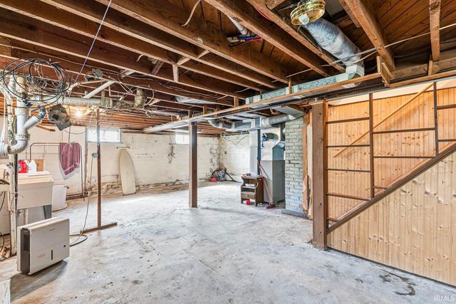 19732 Lucinda Street, South Bend, IN 46614