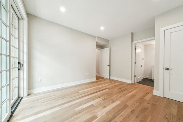 8 Husted Lane 2A, New Canaan, CT 06840