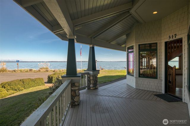 317 Captain Gray Court SE, Ocean Shores, WA 98569