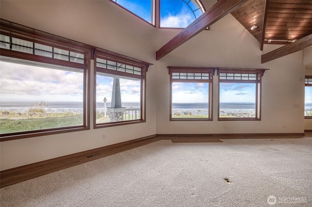 317 Captain Gray Court SE, Ocean Shores, WA 98569