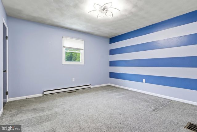 1123 YORK RD, Mechanicsburg, PA 17055