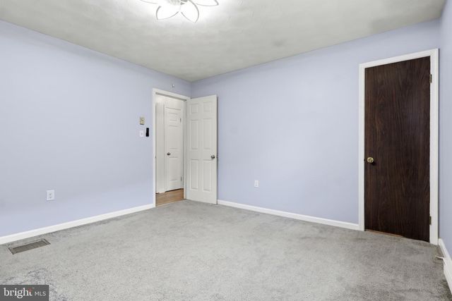 1123 YORK RD, Mechanicsburg, PA 17055