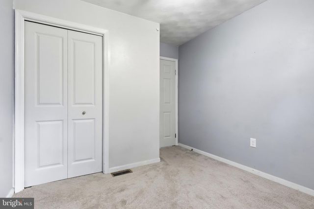 1123 YORK RD, Mechanicsburg, PA 17055