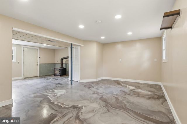 1123 YORK RD, Mechanicsburg, PA 17055