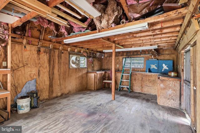 1123 YORK RD, Mechanicsburg, PA 17055