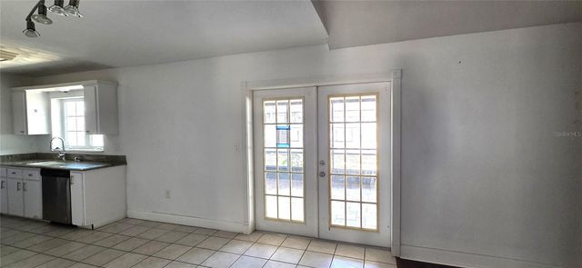 1113 CINNAMON WAY E, Lakeland, FL 33801