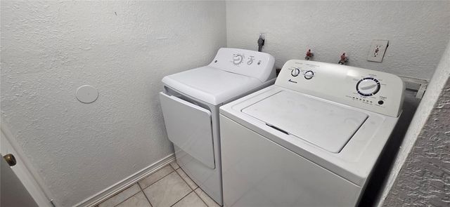 1113 CINNAMON WAY E, Lakeland, FL 33801