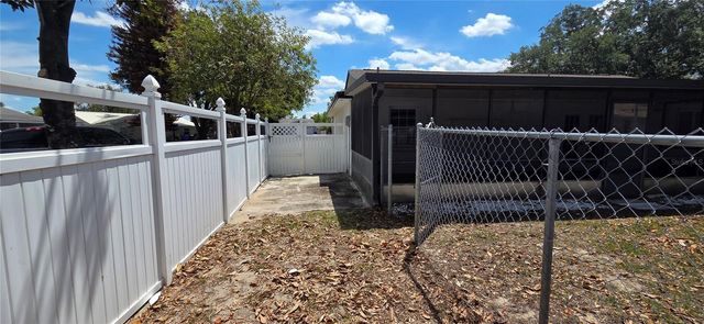 1113 CINNAMON WAY E, Lakeland, FL 33801