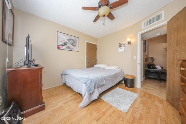 5935 E Sahuaro Ranch Drive, Tucson, AZ 85712