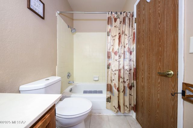 5935 E Sahuaro Ranch Drive, Tucson, AZ 85712