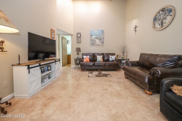 5935 E Sahuaro Ranch Drive, Tucson, AZ 85712