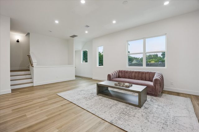 1032 Marcolin Street, Houston, TX 77088