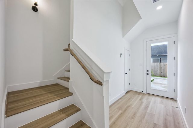 1032 Marcolin Street, Houston, TX 77088
