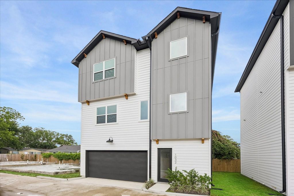 1032 Marcolin Street, Houston, TX 77088