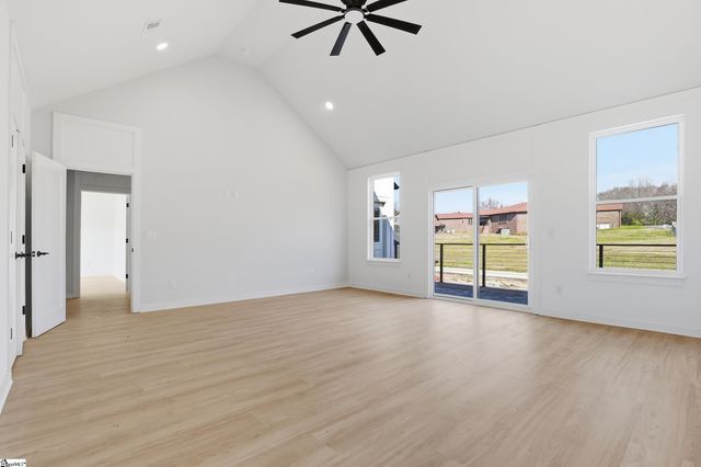 166 Buncombe Street, Woodruff, SC 29388