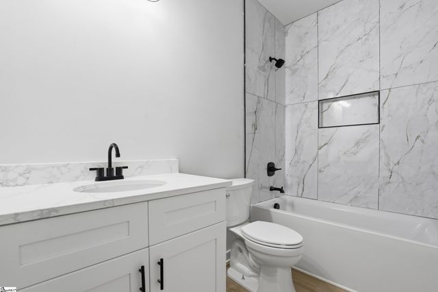 166 Buncombe Street, Woodruff, SC 29388