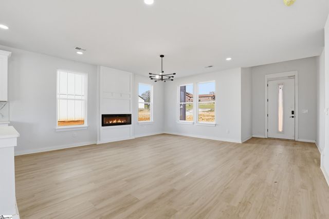 166 Buncombe Street, Woodruff, SC 29388