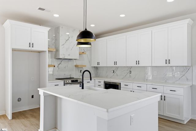 166 Buncombe Street, Woodruff, SC 29388