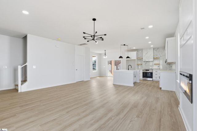 166 Buncombe Street, Woodruff, SC 29388