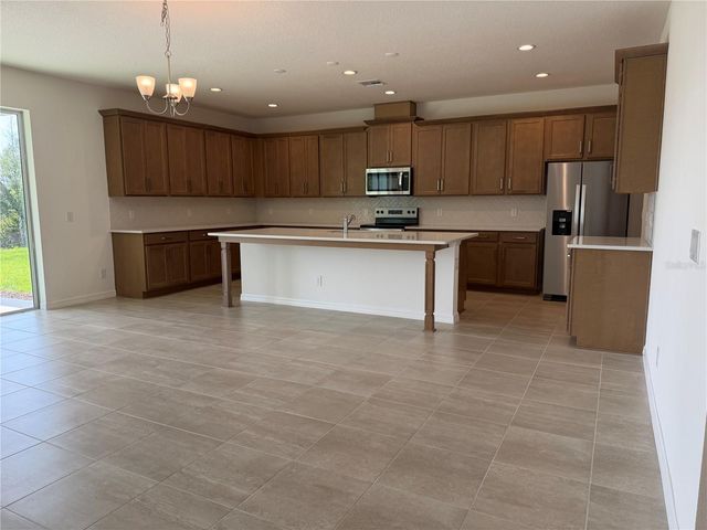 756 FARFIELDS STREET, Deland, FL 32724