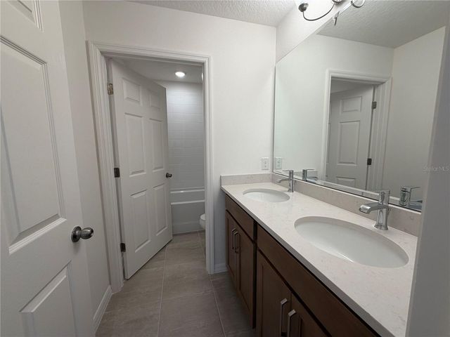 756 FARFIELDS STREET, Deland, FL 32724