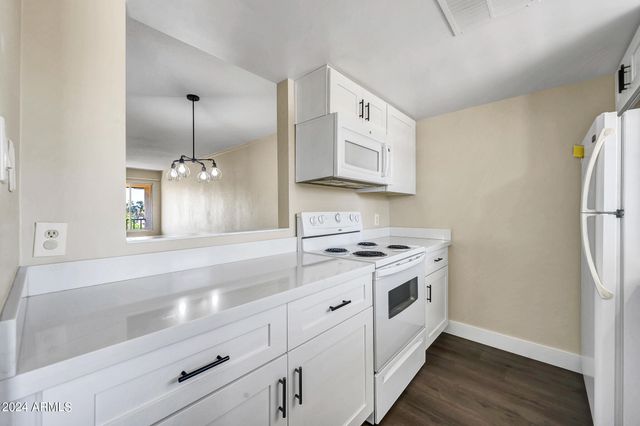 4701 N 68th Street Unit 146, Scottsdale, AZ 85251