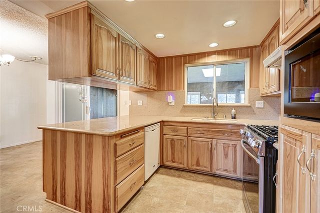 1824 W 245, Torrance, CA 90501