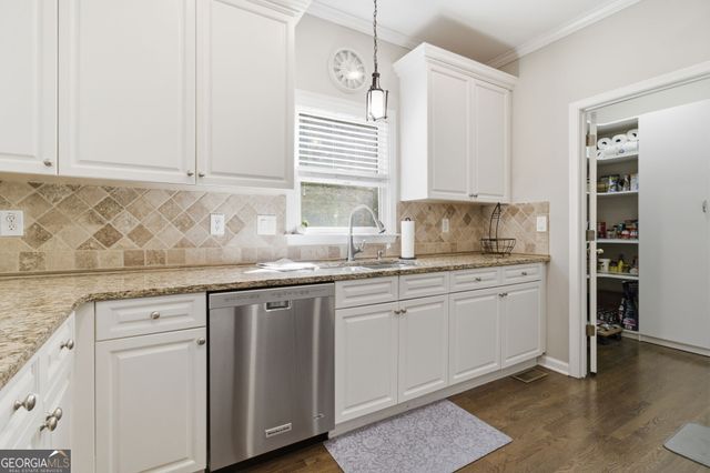 3845 Bridle Creek Drive, Suwanee, GA 30024