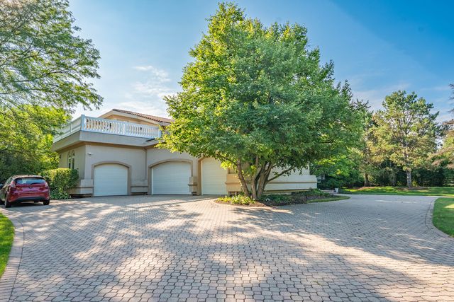 1683 Braeside Lane, Northbrook, IL 60062