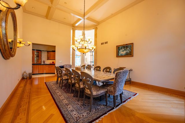 1683 Braeside Lane, Northbrook, IL 60062