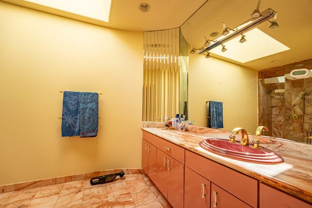 1683 Braeside Lane, Northbrook, IL 60062