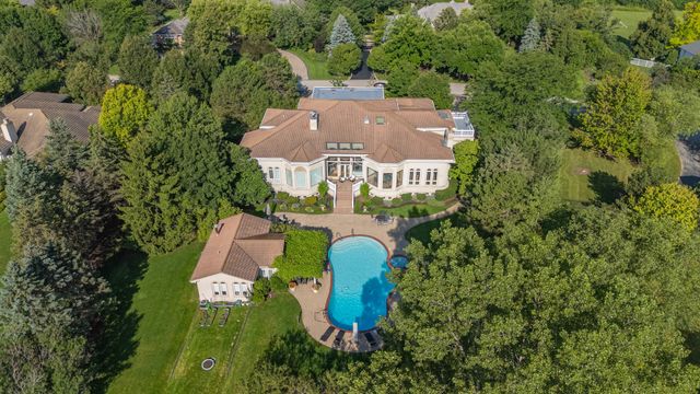 1683 Braeside Lane, Northbrook, IL 60062