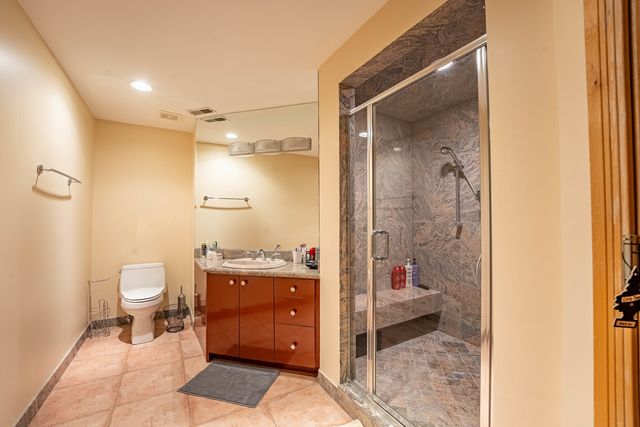1683 Braeside Lane, Northbrook, IL 60062