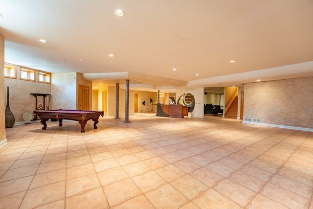 1683 Braeside Lane, Northbrook, IL 60062